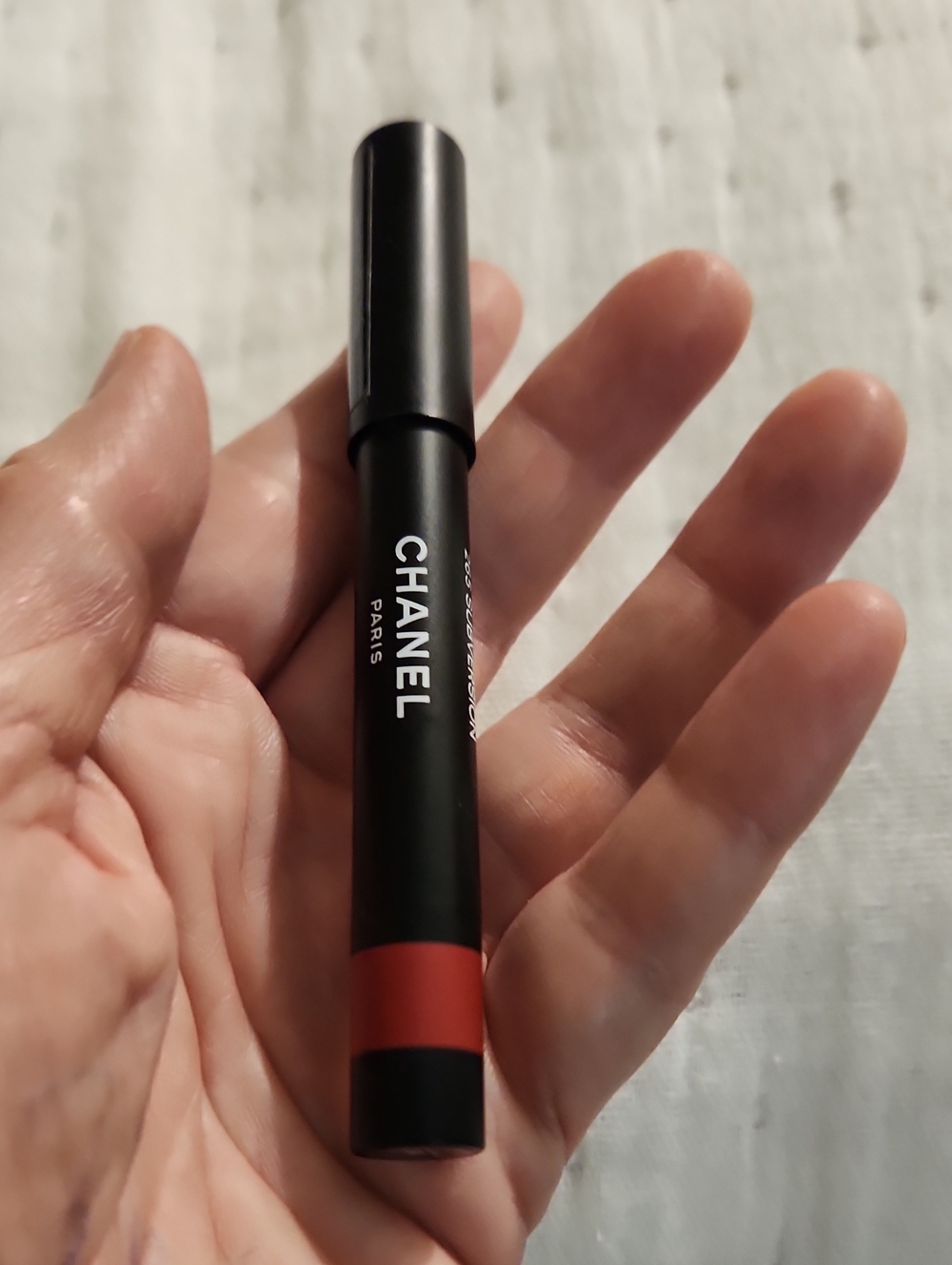 CHANEL ROUGE LIP CRYON 265- SUBVERSION.